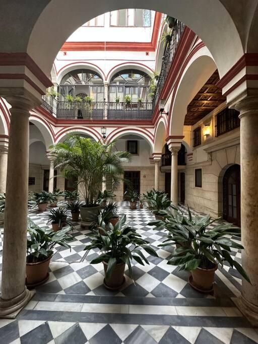 Apartamento Patio Sevillano Frente Catedral 外观 照片